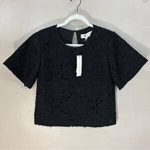 KEEPSAKE the Label Black Floral Lace key hole back Blouse